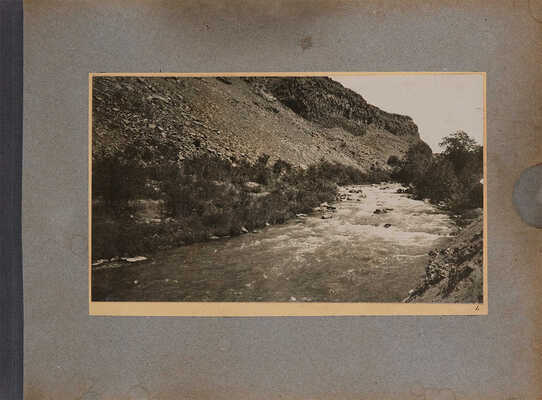 Гидроэлектростанция им. А.И. Рыкова: 1923-1926 [Фотоальбом]. Ереван, 1926. 